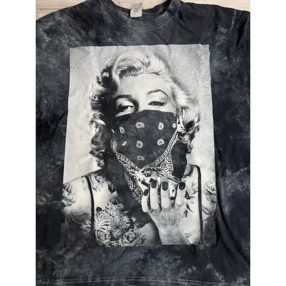 Marilyne Monroe Bandana Diamond Tee T-shirt sz XL EUC - Picture 2 of 2